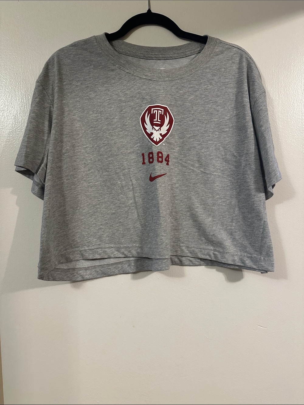 Temple Women’s Nike DriFit Crop Tee with Maroon Owl & Crest